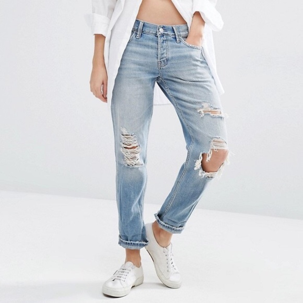 NWOT Abercrombie & Fitch Boyfriend straight sz 4